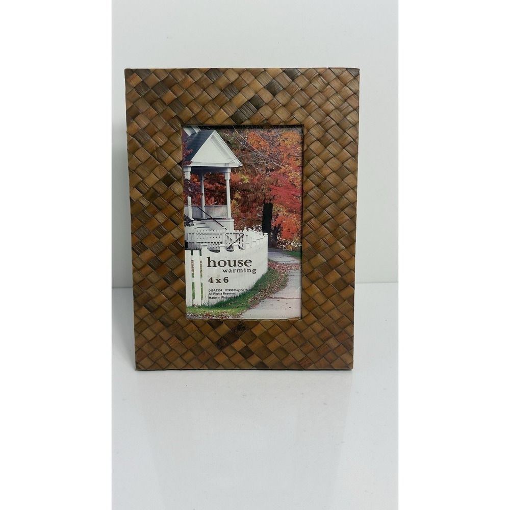 Vintage Dayton Hudson 4x6 Picture Frame Woven Rattan Bamboo Boho Basketweave 90s